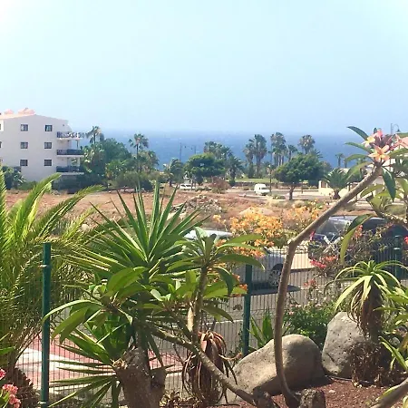 Cosy Flat Near Golf Club - Heated Pool, Terrace, Garden, Wi-fi 아파트 산미겔데아보나