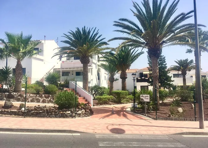 Apartman Cosy Flat Near Golf Club - Heated Pool, Terrace, Garden, Wi-fi San Miguel de Abona